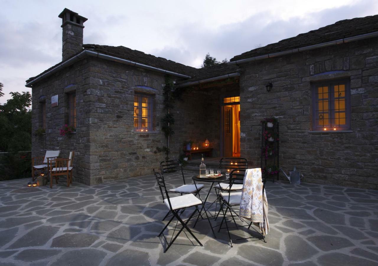 Papigo Stonehouse Villa ภายนอก รูปภาพ